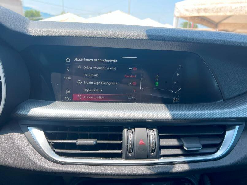 Alfa Romeo Stelvio 2.2 Turbodiesel 210 CV AT8 Q4 Veloce