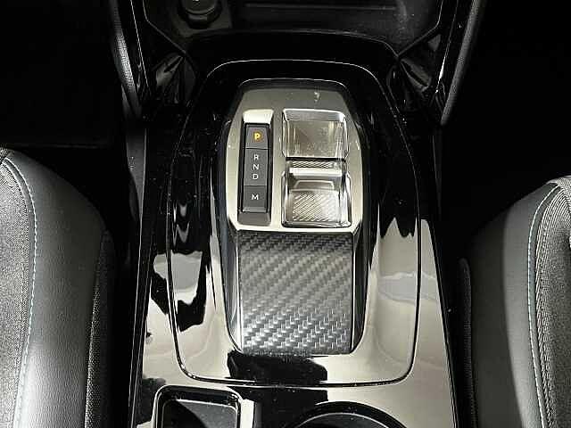 Peugeot 2008 PureTech 130 S&S EAT8 Allure Pack