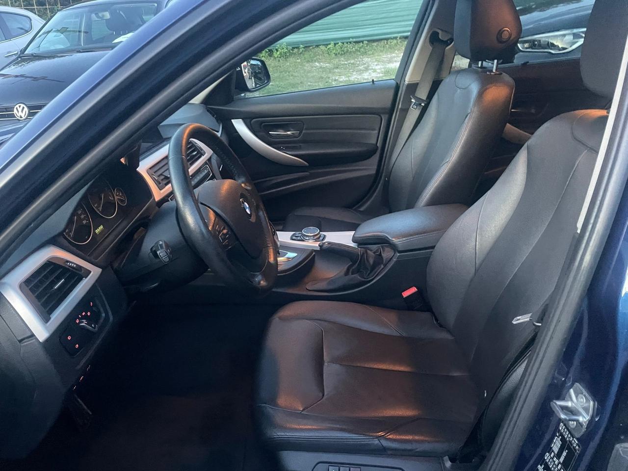 Bmw 318 318d Touring Business Advantage aut.