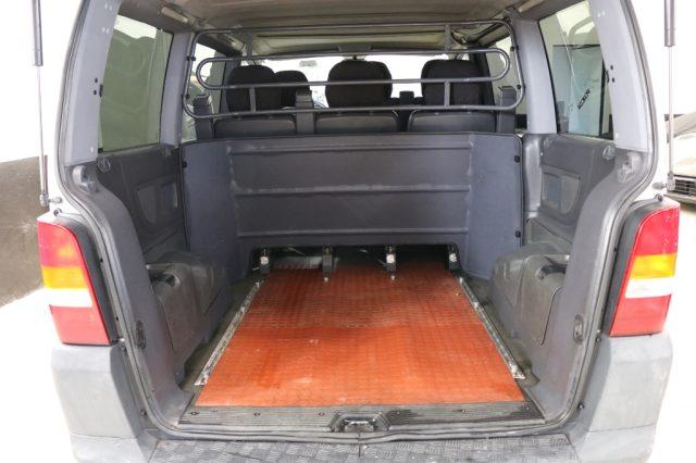 MERCEDES-BENZ Vito 112 CDI cat Mixto Vetrato/GANCIO TRAINO 6 POSTI