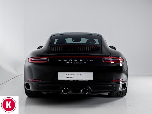 Porsche 911 3.0 Carrera 4 Coupé