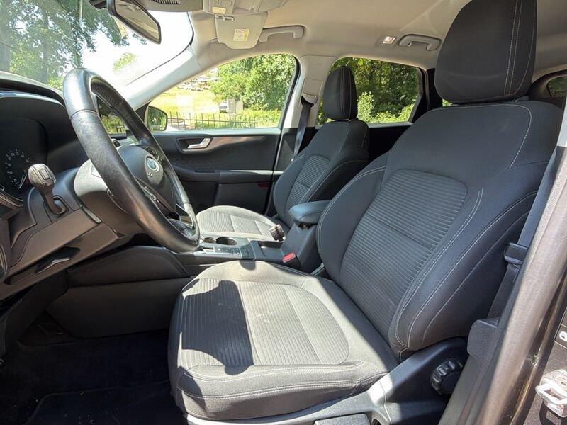 Ford Kuga 1.5 EcoBlue 120CV 2WD Titanium Bus. Auto