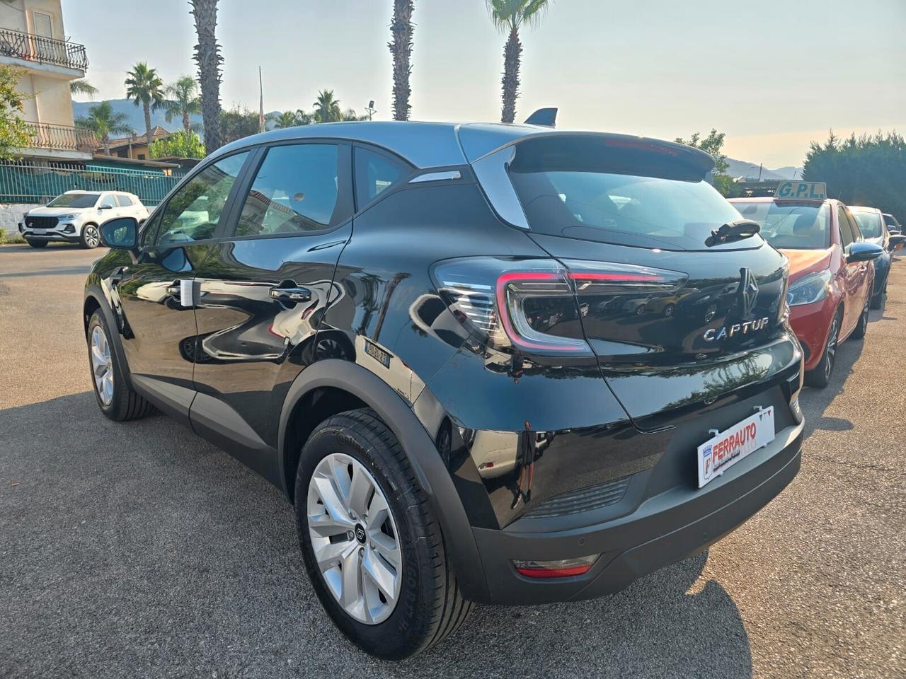 RENAULT CAPTUR ECO-G 100CV EVOLUTION BICOLOR KMZERO