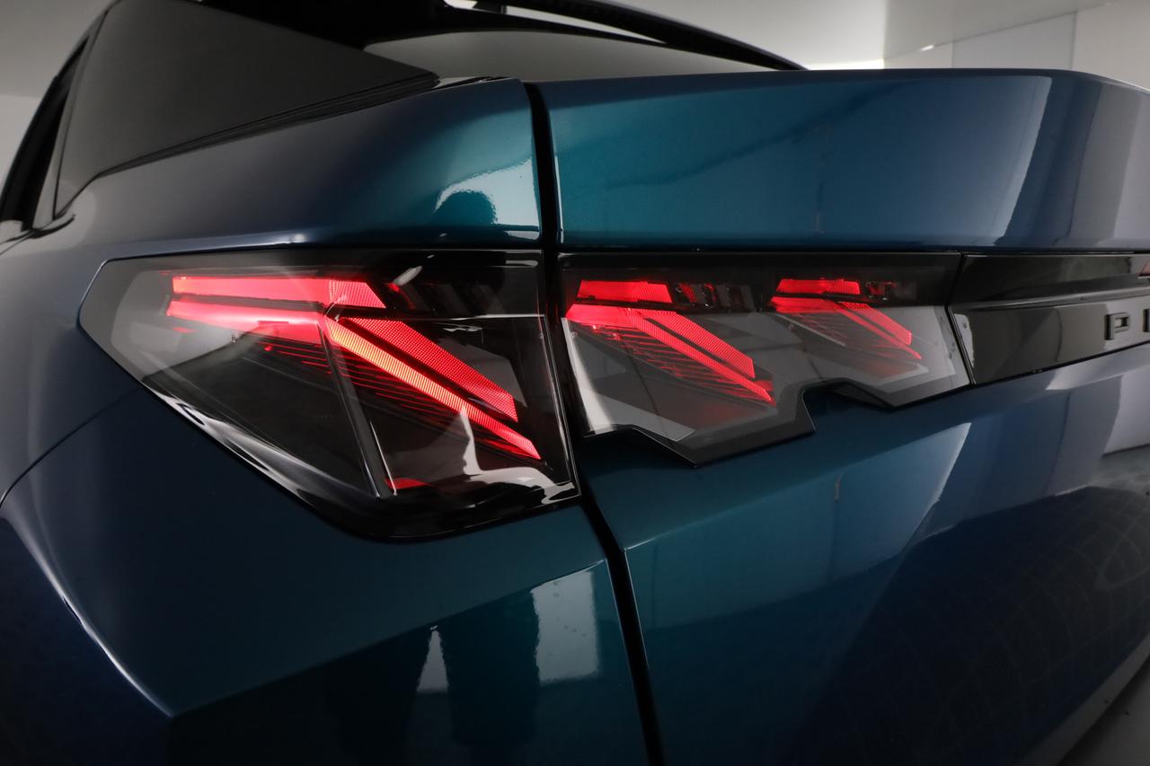 PEUGEOT 3008 3ª serie 3008 Hybrid 136 e-DCS6 GT