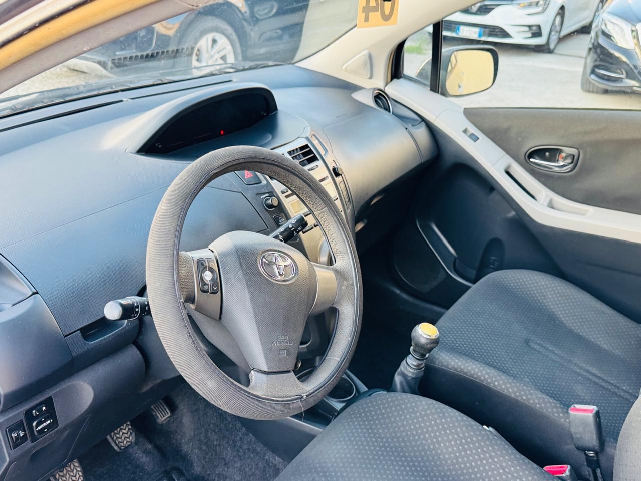 Toyota Yaris 1.3 5 porte M-MT Sol