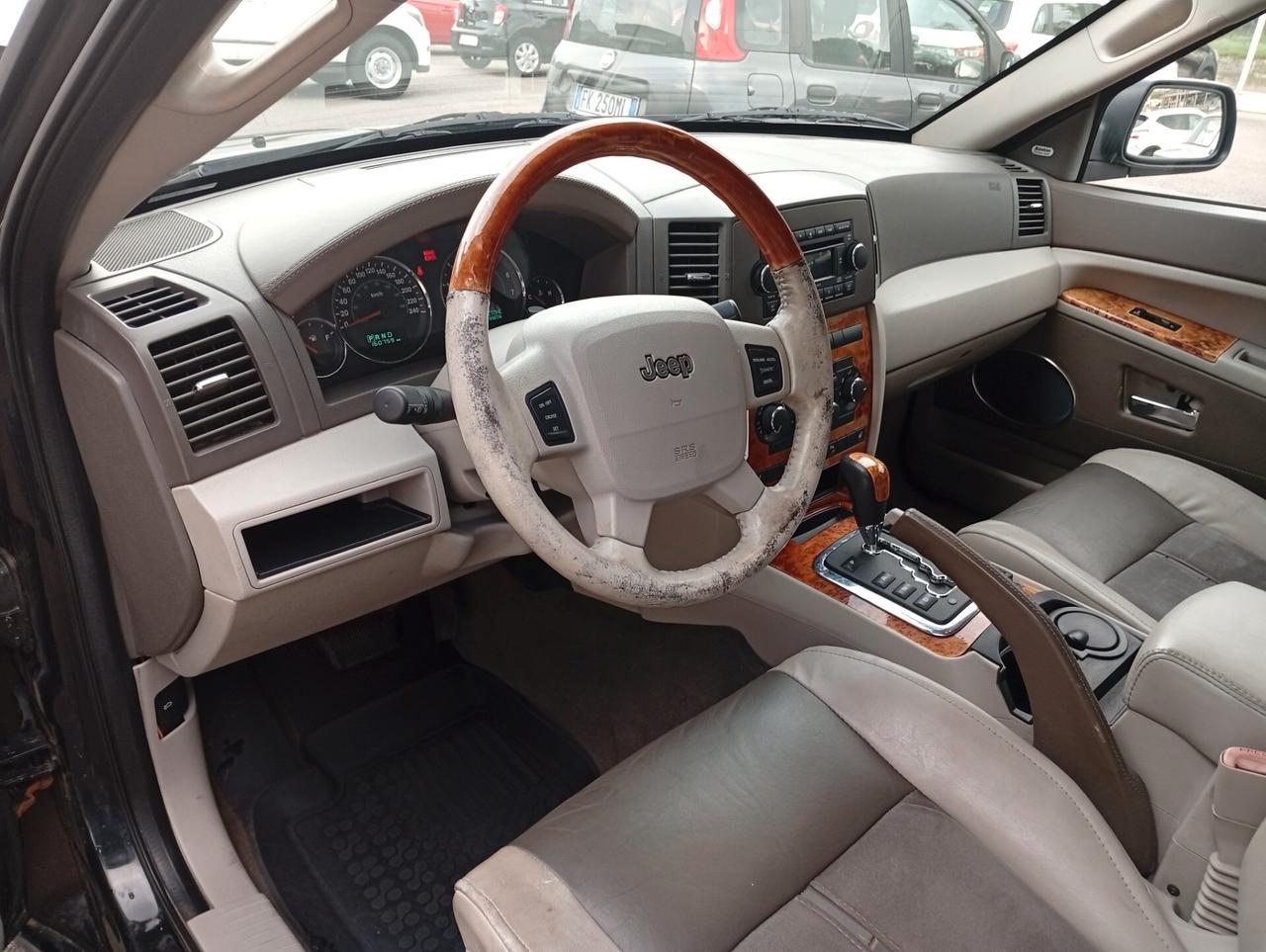 Jeep Grand Cherokee 3.0 V6 CRD Laredo