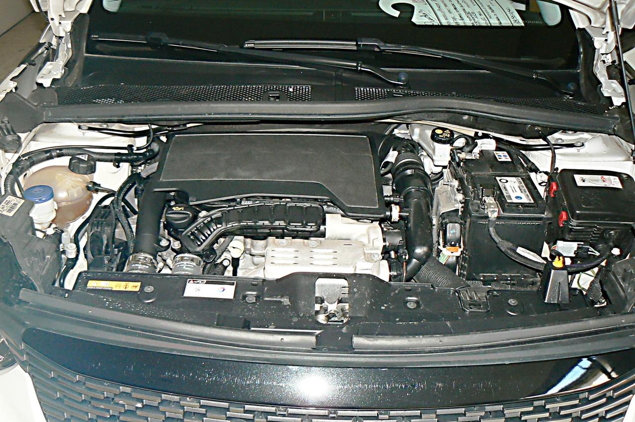 Peugeot 2008 PureTech 100 S&S Active Pack