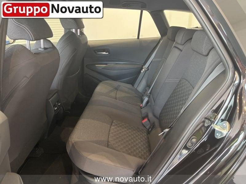 Toyota Corolla Active 2.0 Hybrid Touring Sports