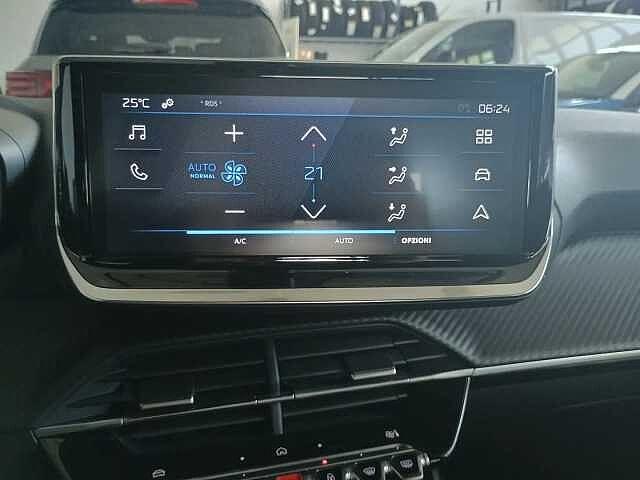 Peugeot 2008 1.2 PureTech 100cv STYLE KM ZERO