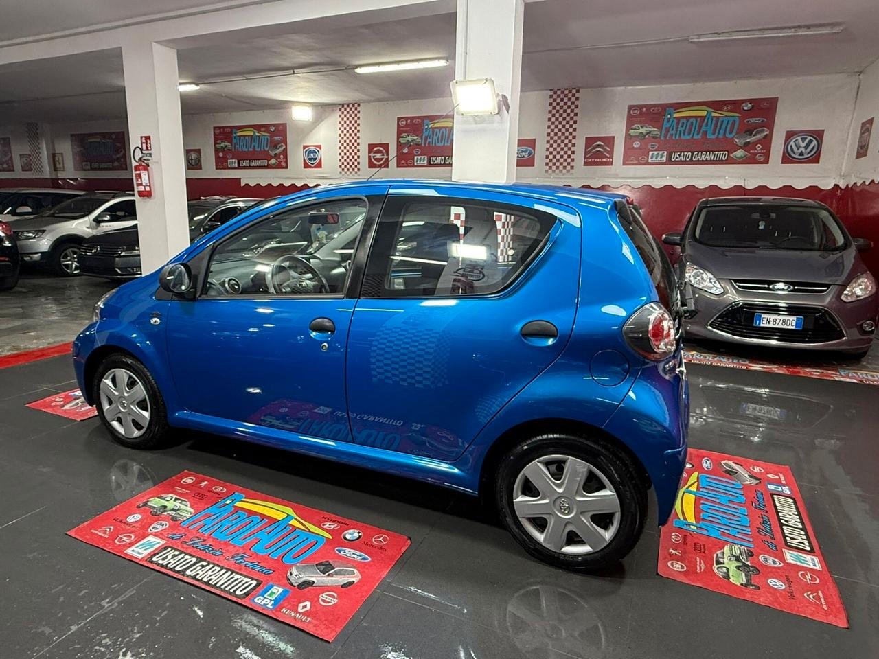 Toyota Aygo 1.0 68cv 5 porte - 2011