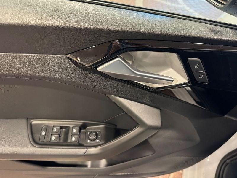 Audi A1 A1 SPB 25 TFSI Business CAMBIO AUTOMATICO