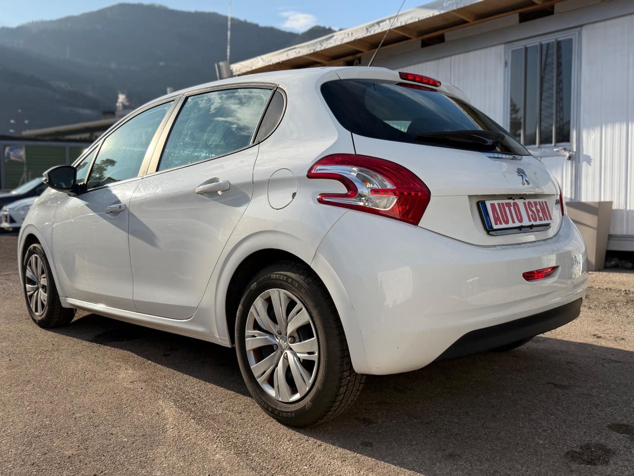 Peugeot 208 1.4 HDi 68 CV 5 porte Allure NEOPATENTATI OK