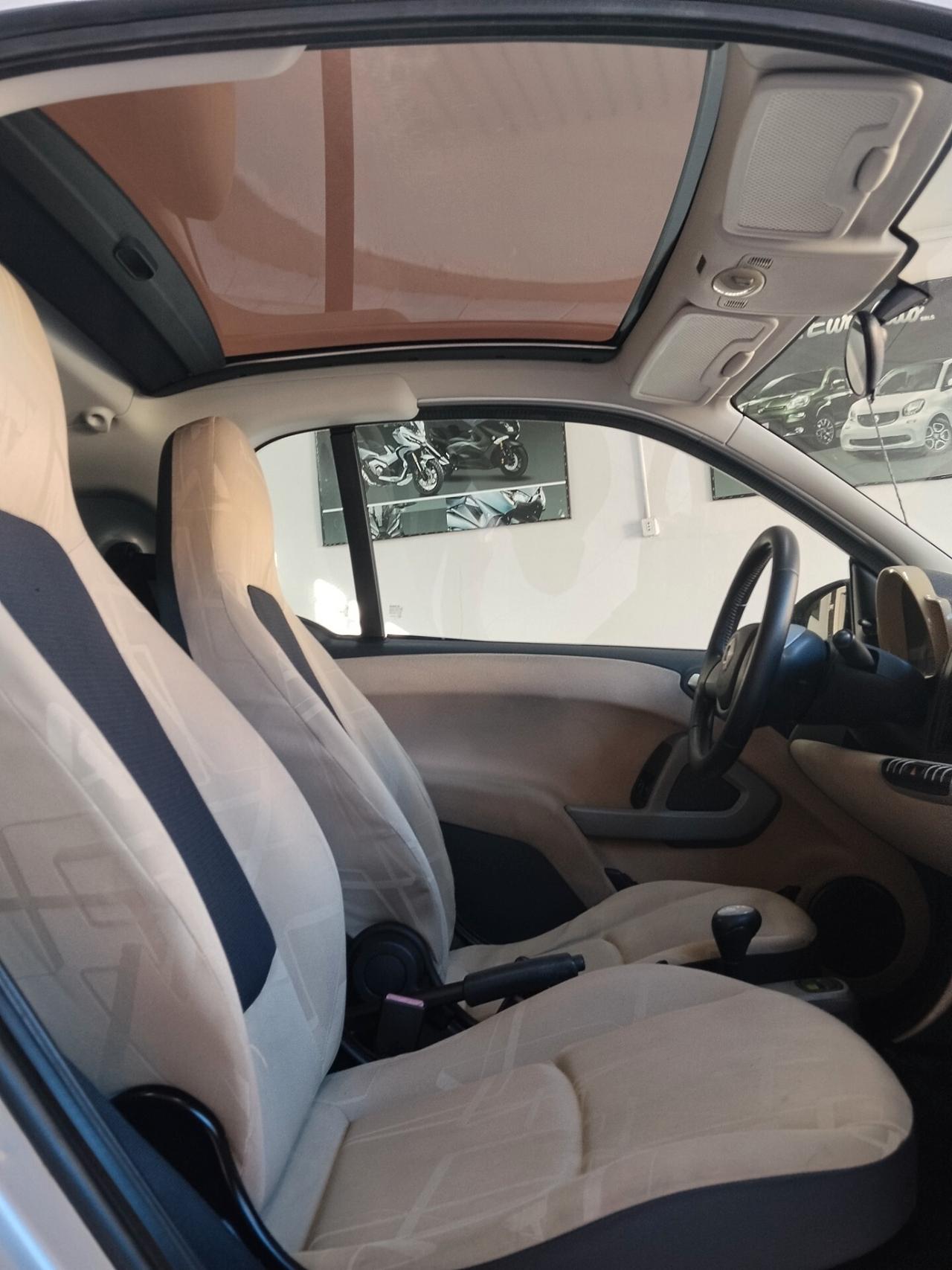 Smart Fortwo 1.0 benzina 2010 AUTOMATICA CON GARANZIA