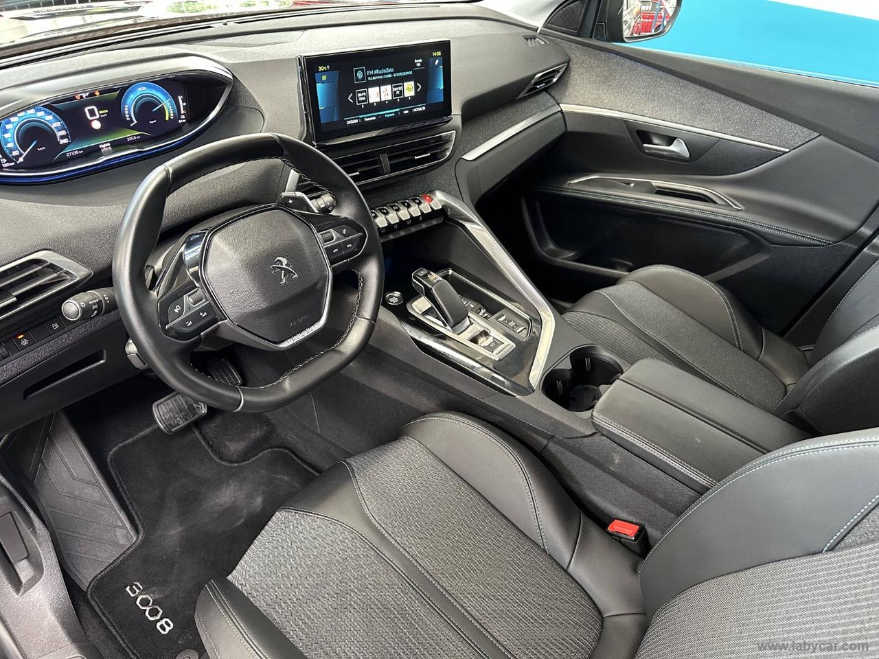 PEUGEOT 3008 Hybrid 225 e-EAT8 Allure Pack