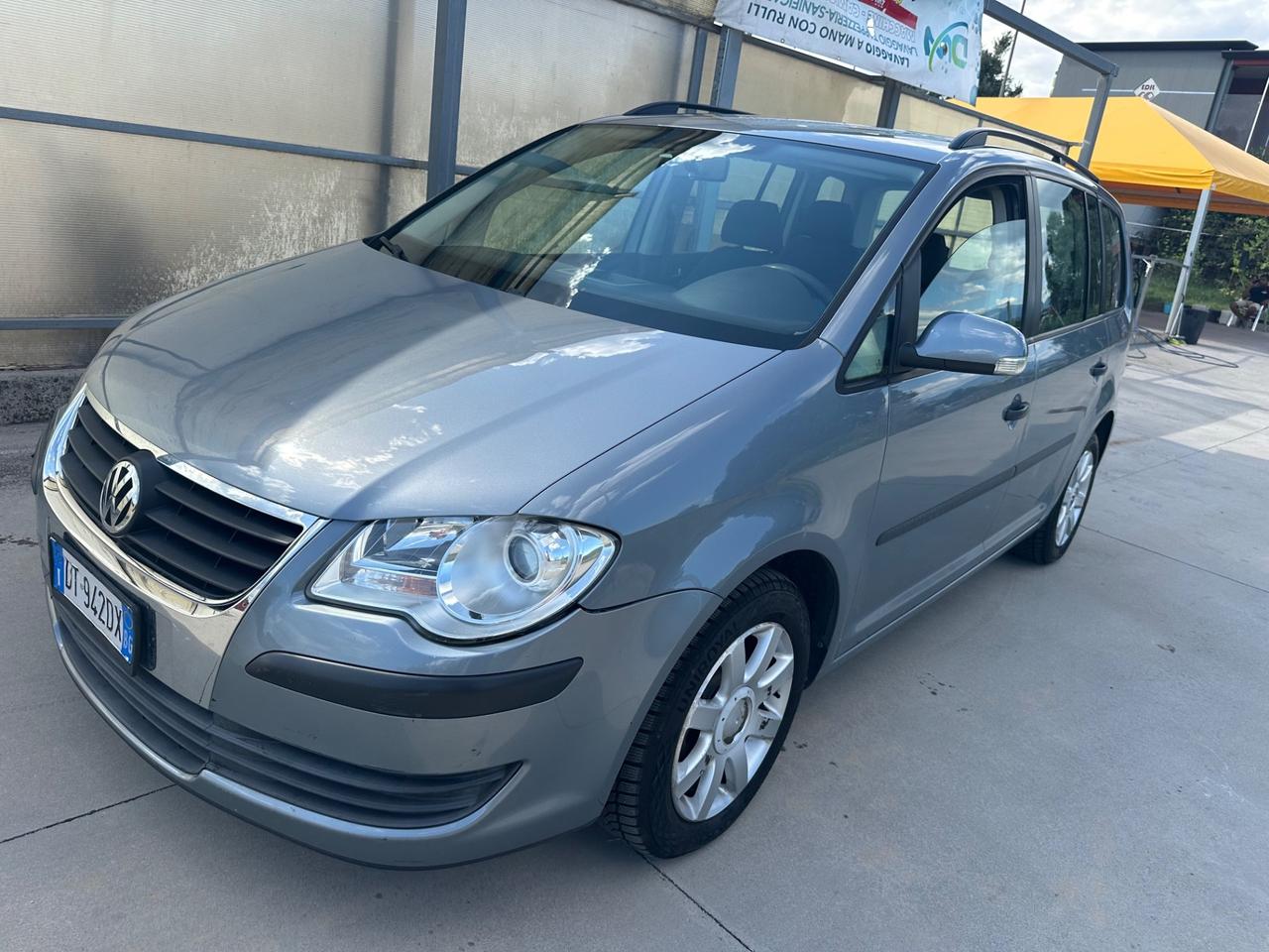 Volkswagen Touran 2.0 metano