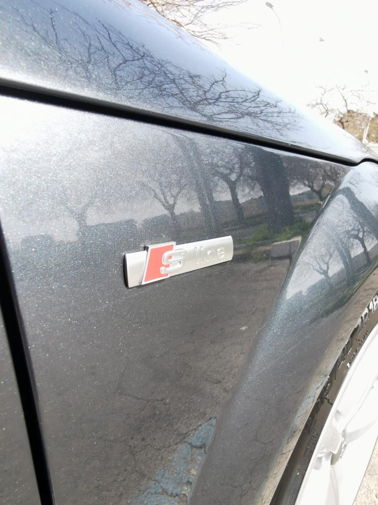 Audi TT Coupé 2.0 TFSI S-LINE