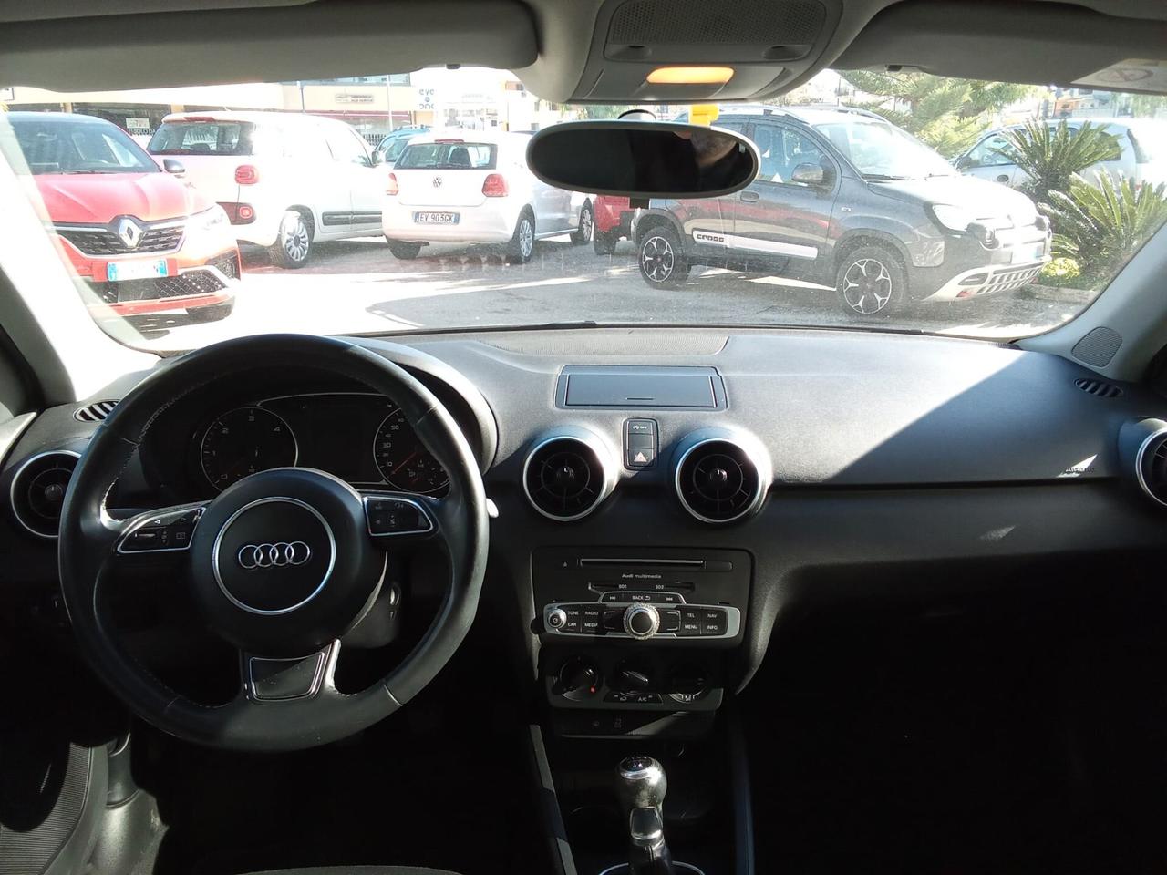 AUDI A1 SPORTBACK 1,4 TDI 90 CV ADMIRED 5P