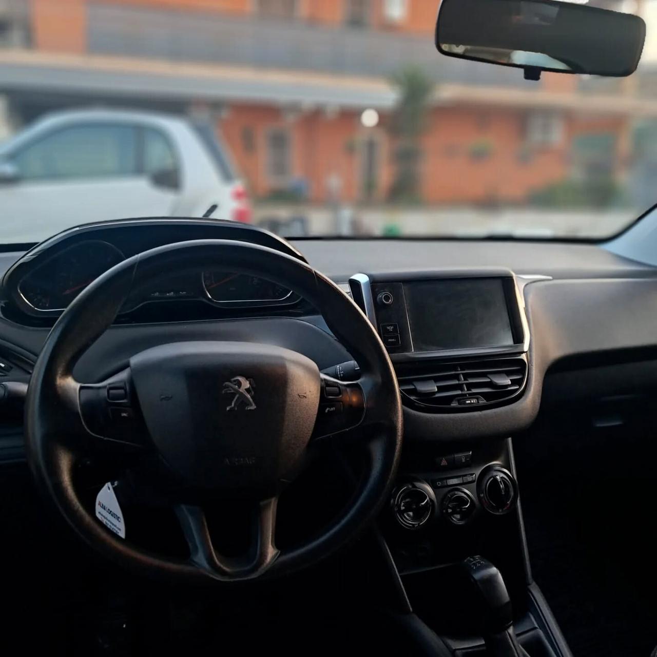 Peugeot 208 1.6 e-HDi 92 CV Stop&Start 5 porte Allure