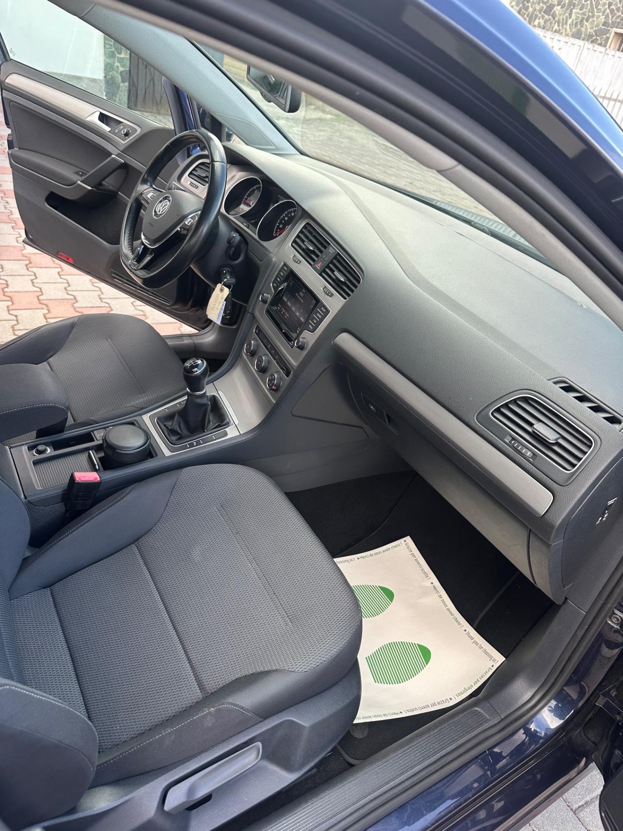 Volkswagen Golf Variant 1.6 TDI 110 CV Comfortline BlueMotion Tech.