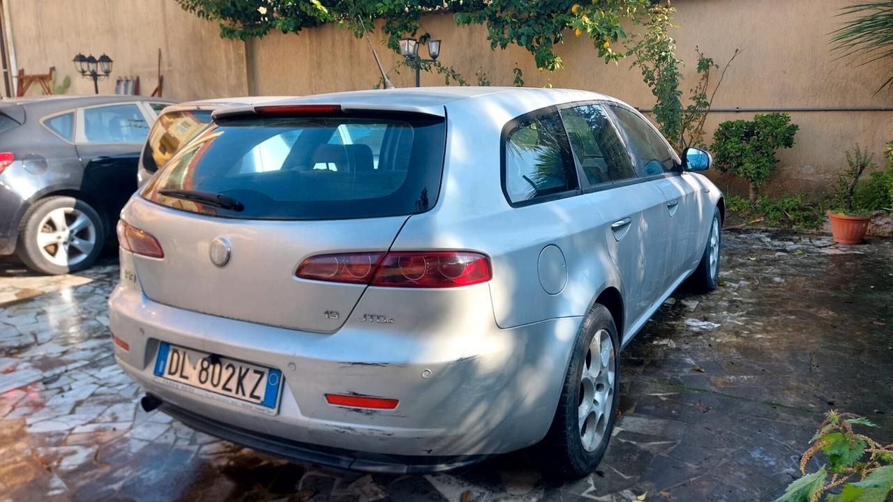 Alfa Romeo 159 1.9 JTDm Sportwagon Progression