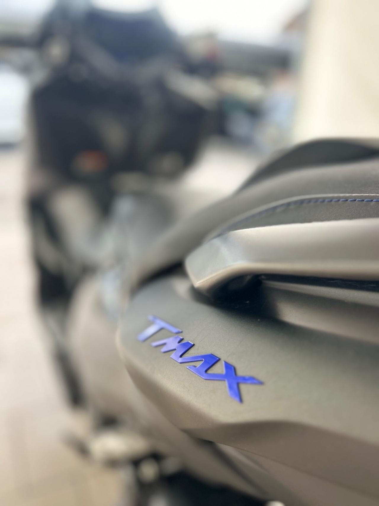 Yamaha T max 560 2024 0 sinistri Nuovo