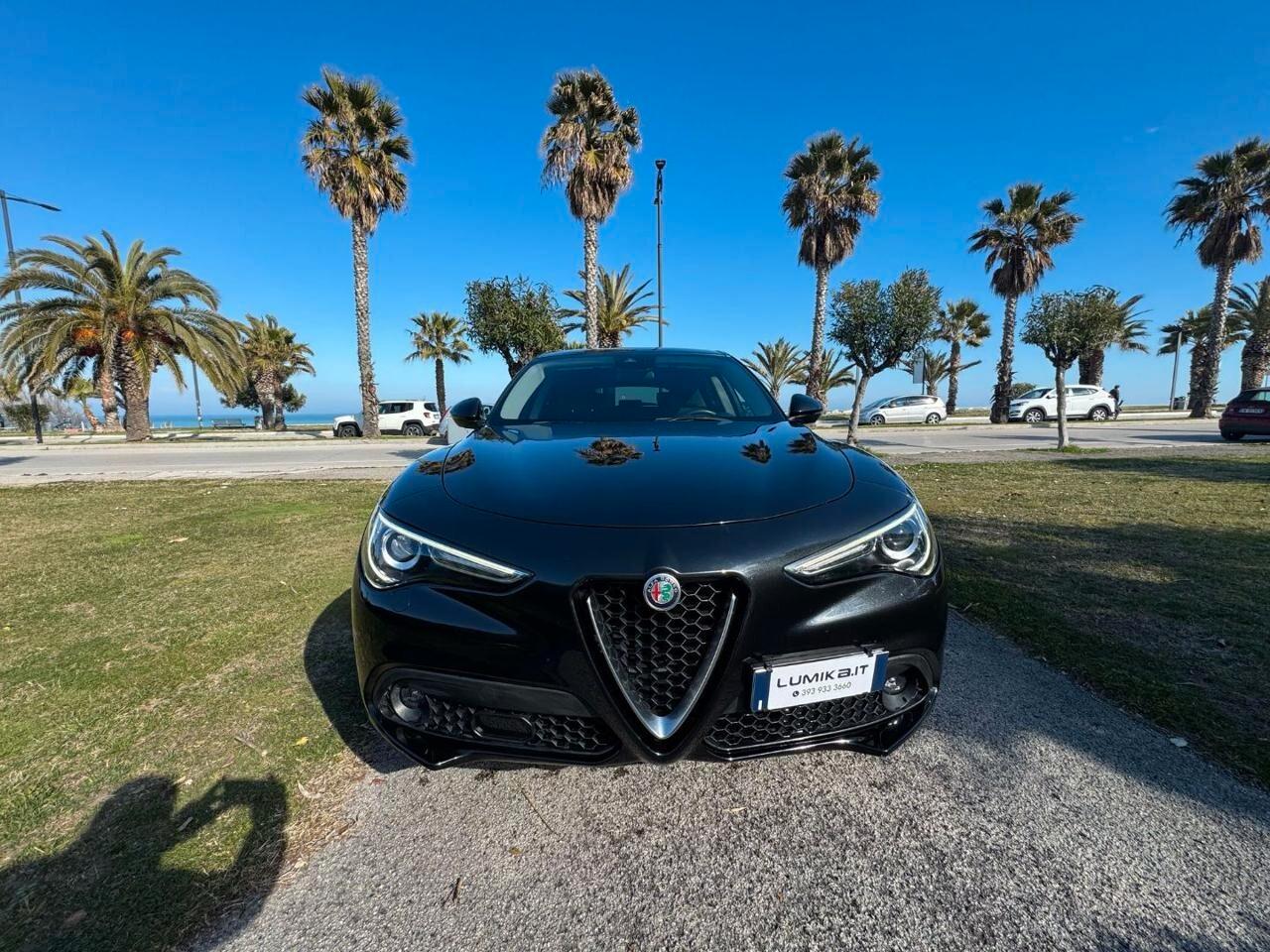 Alfa Romeo Stelvio 2.2 Turbodiesel 180 CV AT8 Q4 Business