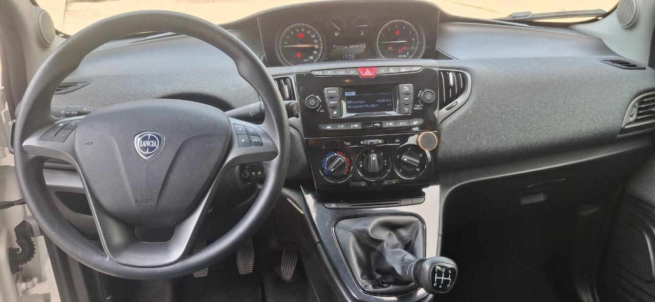 Lancia Ypsilon 1.2 Elefantino Blu s&s 69cv