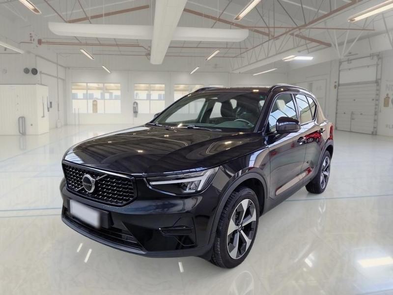 VOLVO XC40 B3 AUTOMATICO ULTIMATE DARK SUV