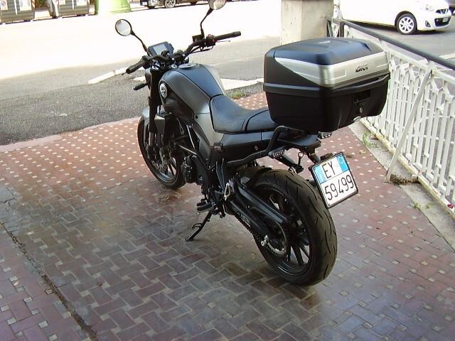 Benelli Leoncino 250