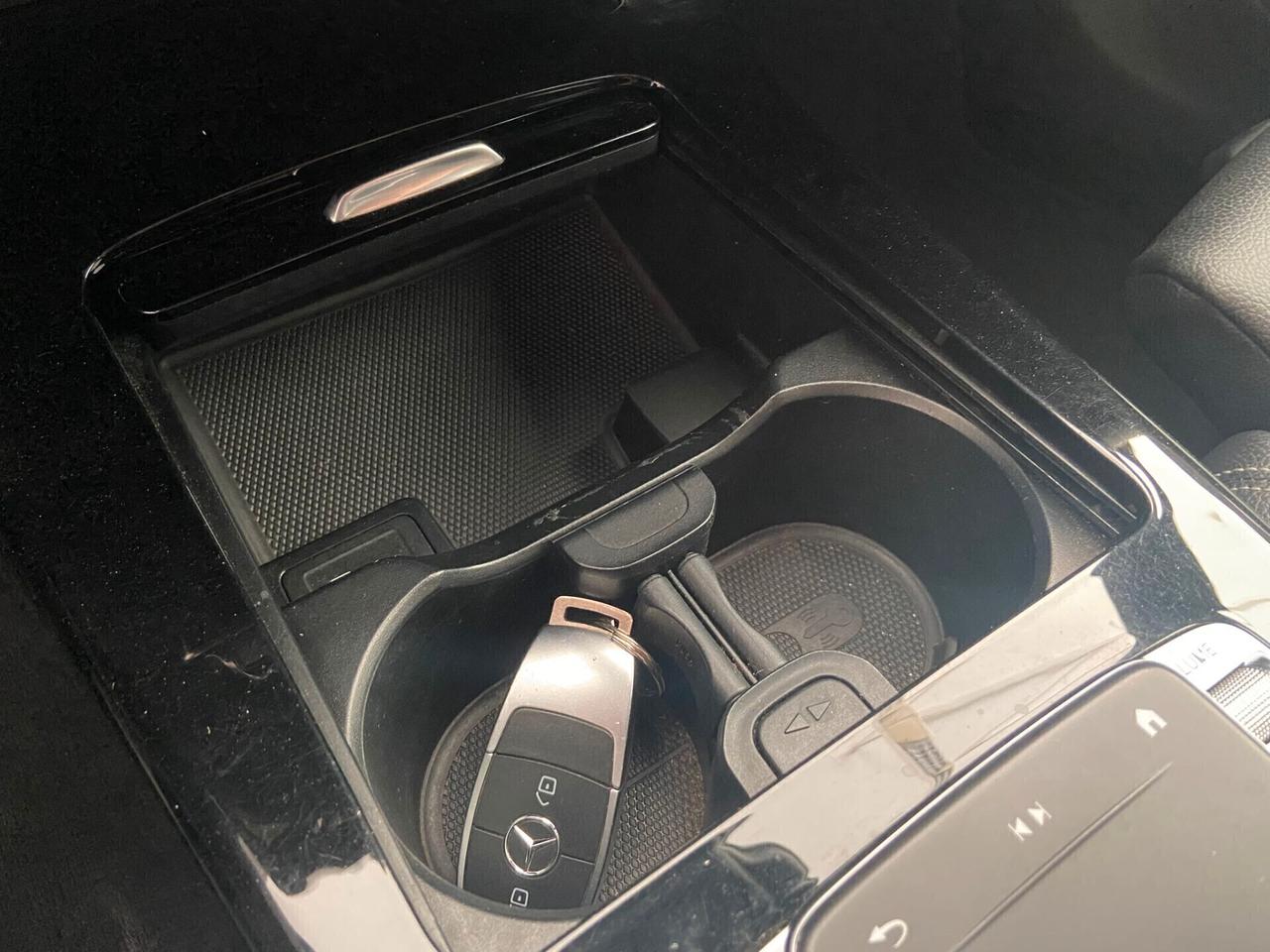 MERCEDES-BENZ A 180D AUTOMATIC SPORT