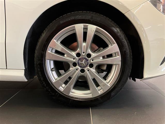 MERCEDES-BENZ A 180 D Sport Auto my16