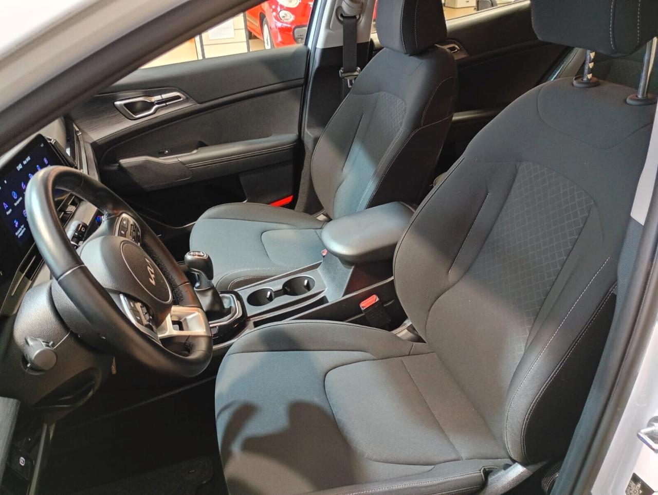 Kia Sportage 1.6 CRDi MHEV Business