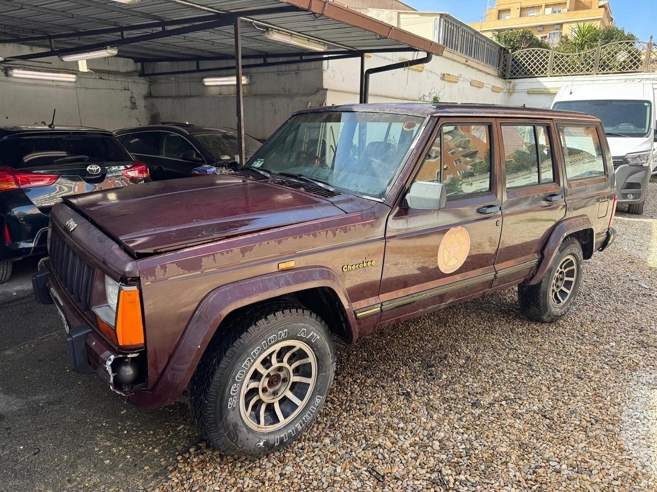 JEEP Cherokee 2.1 turbodiesel 5 porte Chief