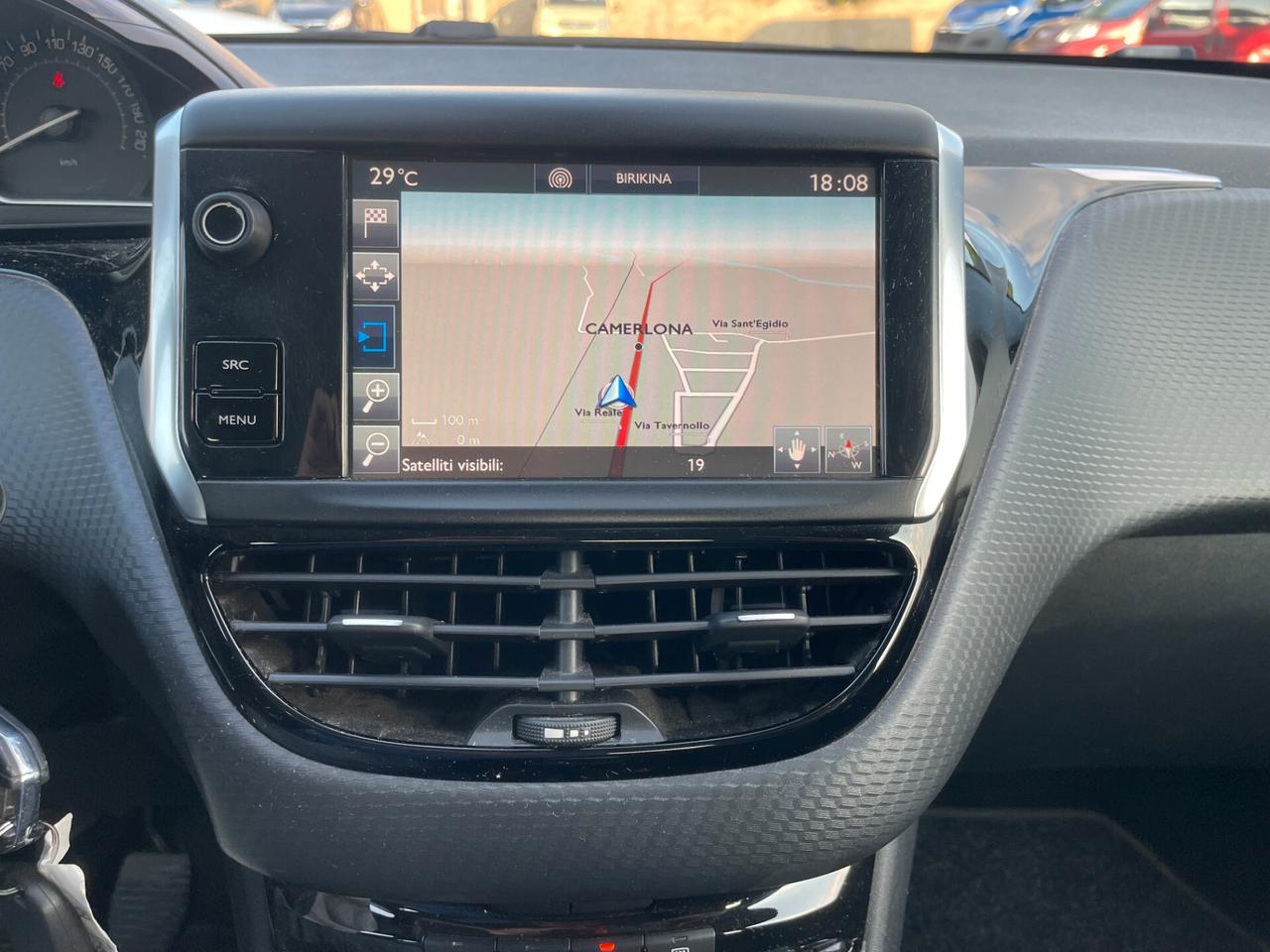 Peugeot 208 PureTech 82 5 porte Allure X NEOPATENTATI