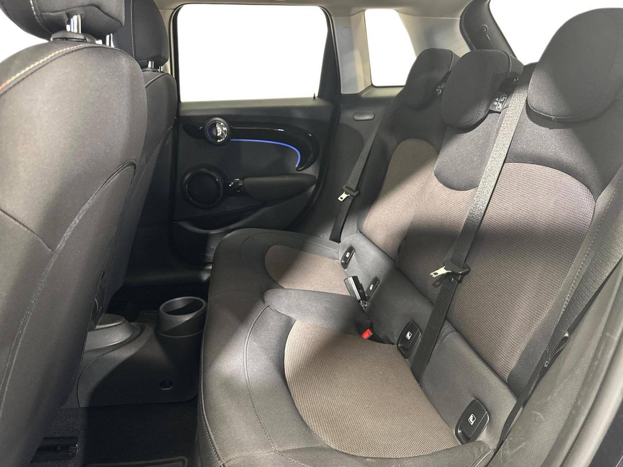 MINI Mini Cooper Camden 5 Porte