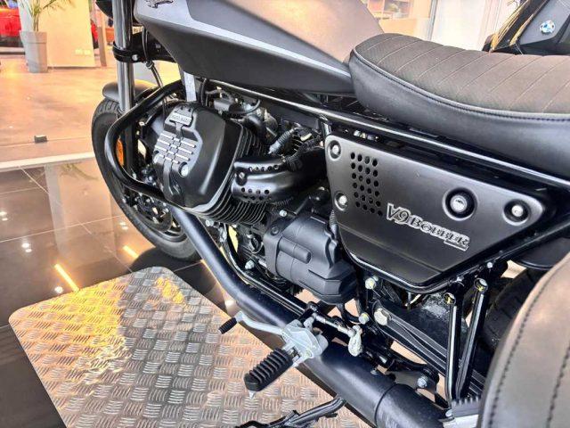 MOTO GUZZI V9 Bobber -