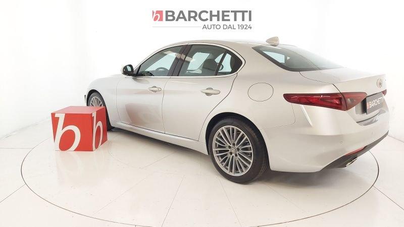 Alfa Romeo Giulia SUPER 2.2 TURBO AT8 180CV