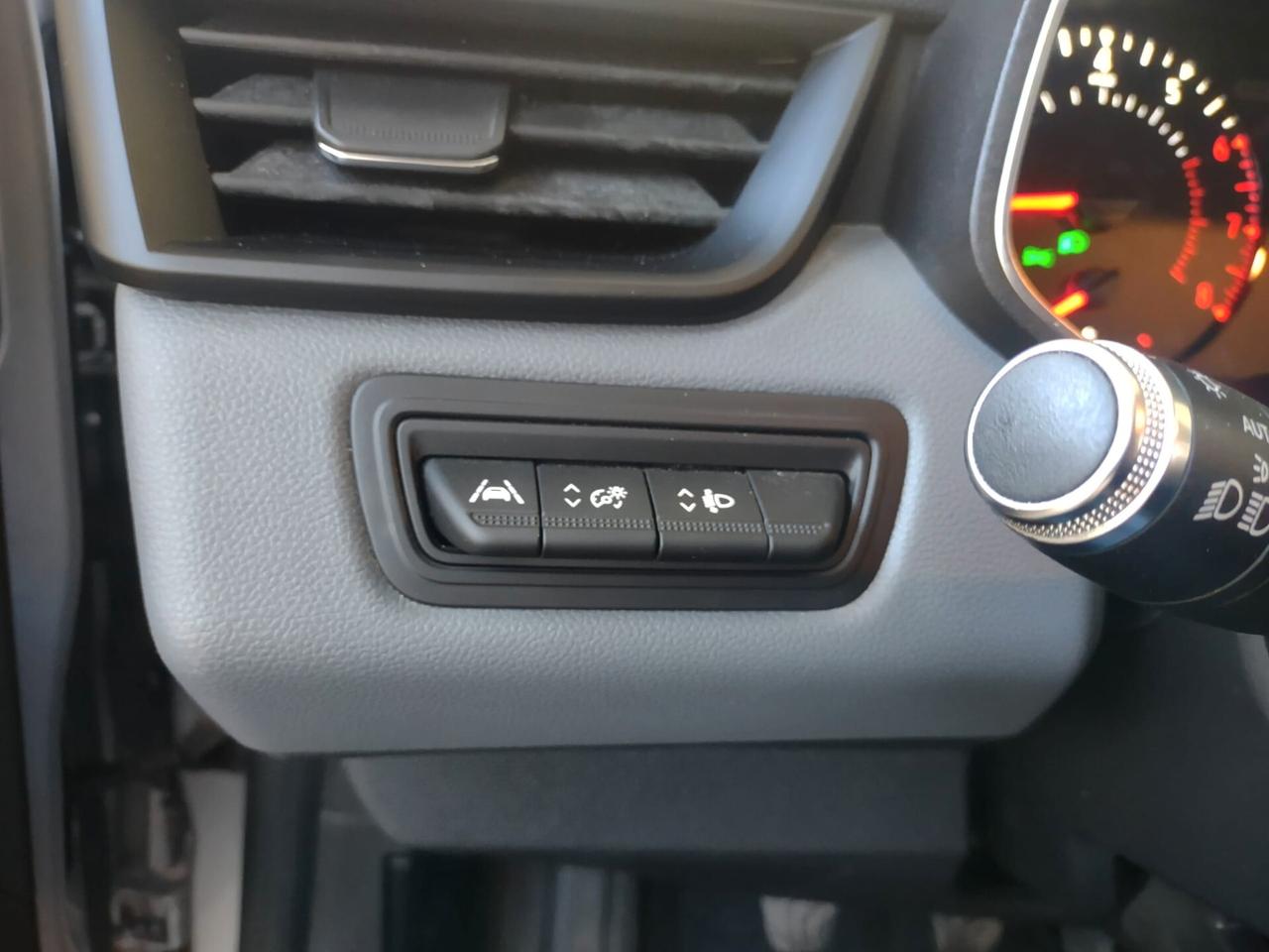 Renault Clio TCe 12V 100 CV 5 porte Intens