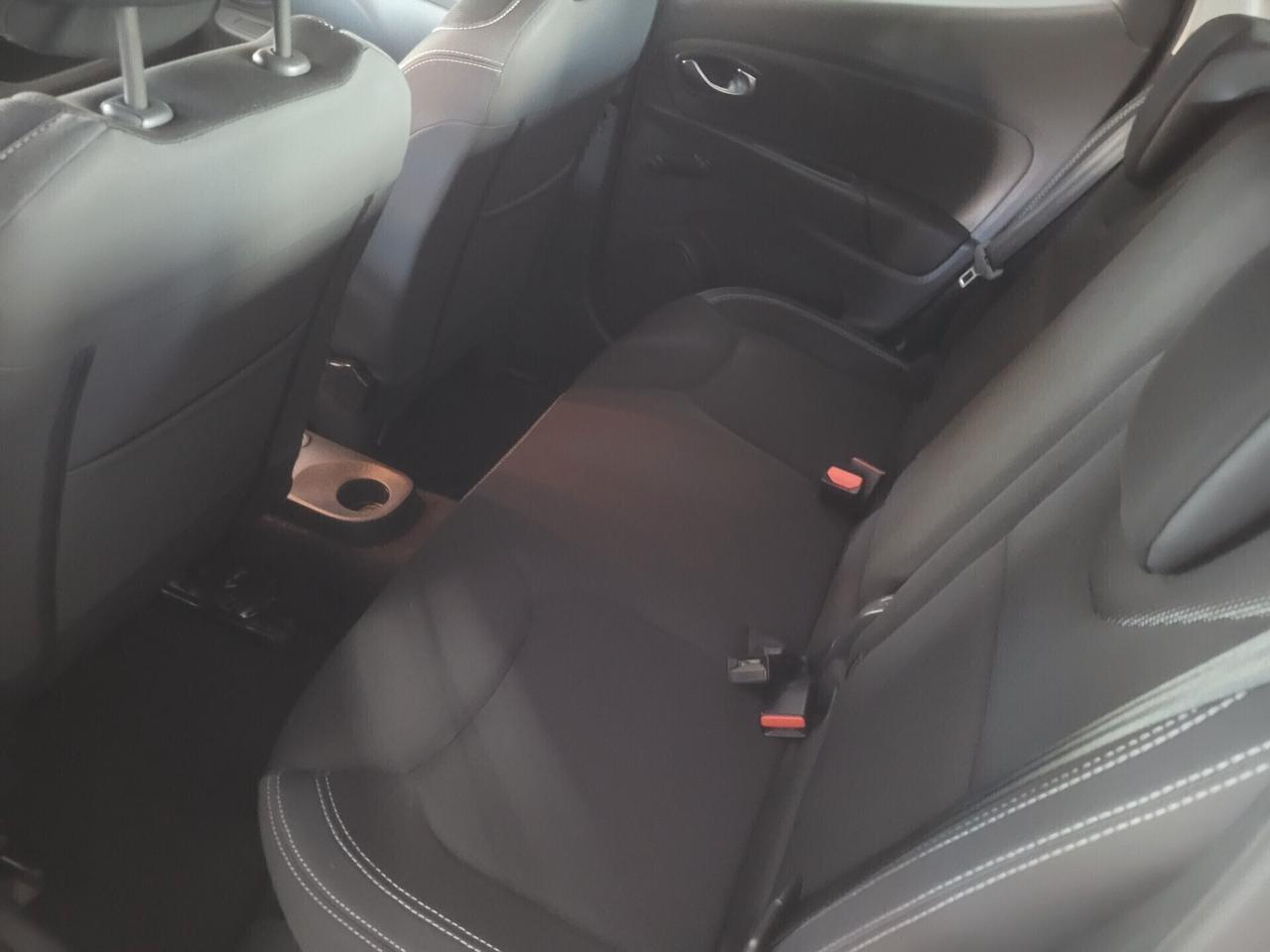 Renault Clio dCi 8V 75 CV 5 porte Moschino Zen