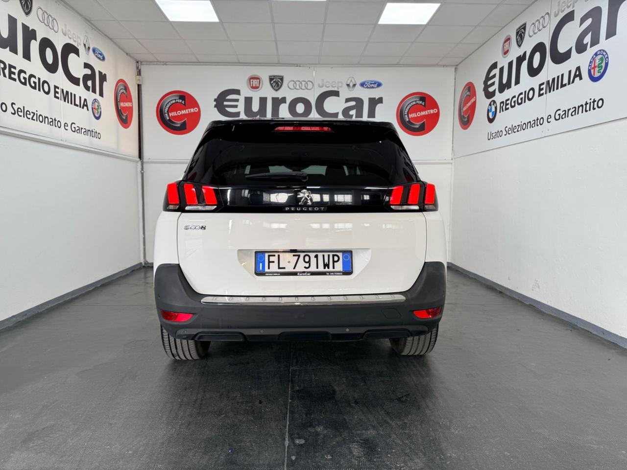 Peugeot 5008 1.6 BHDi 120 CV Neopatentati Allure 04/2018 Euro 6B