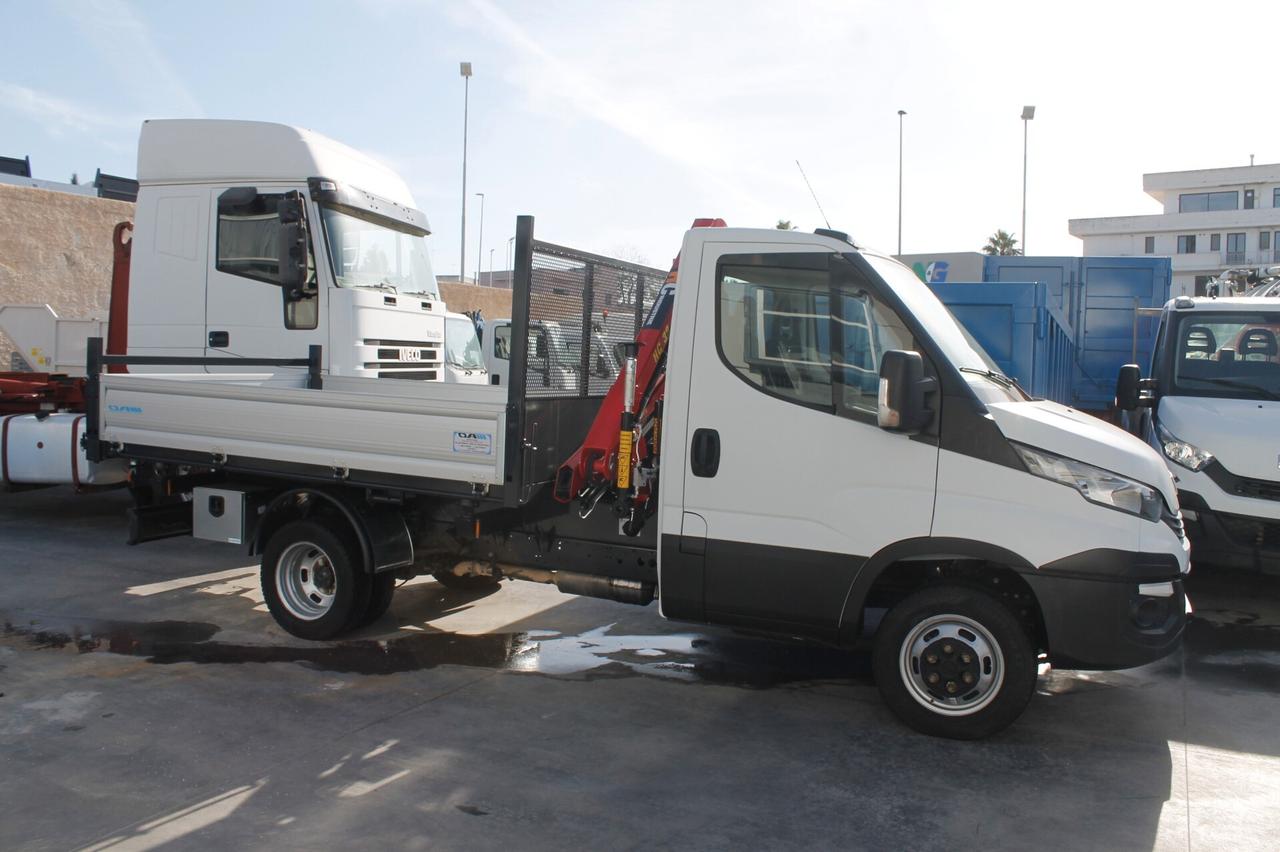 Iveco daily 35-140 cassone ribaltabile trilaterale e grù nuovi.