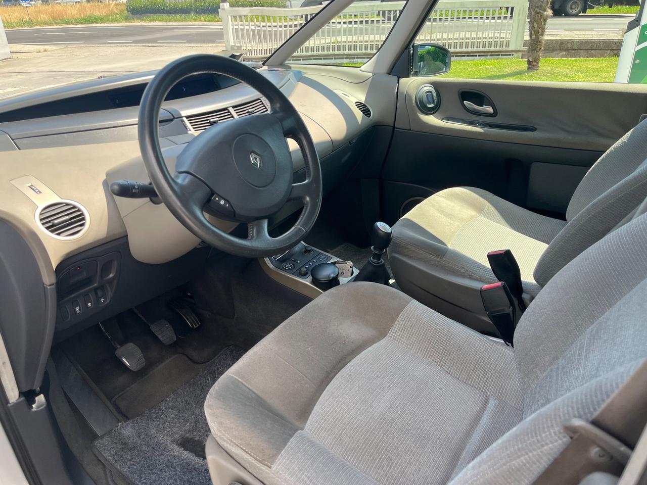 Renault Espace Grand 2.0 dCi 150CV Dynamique II