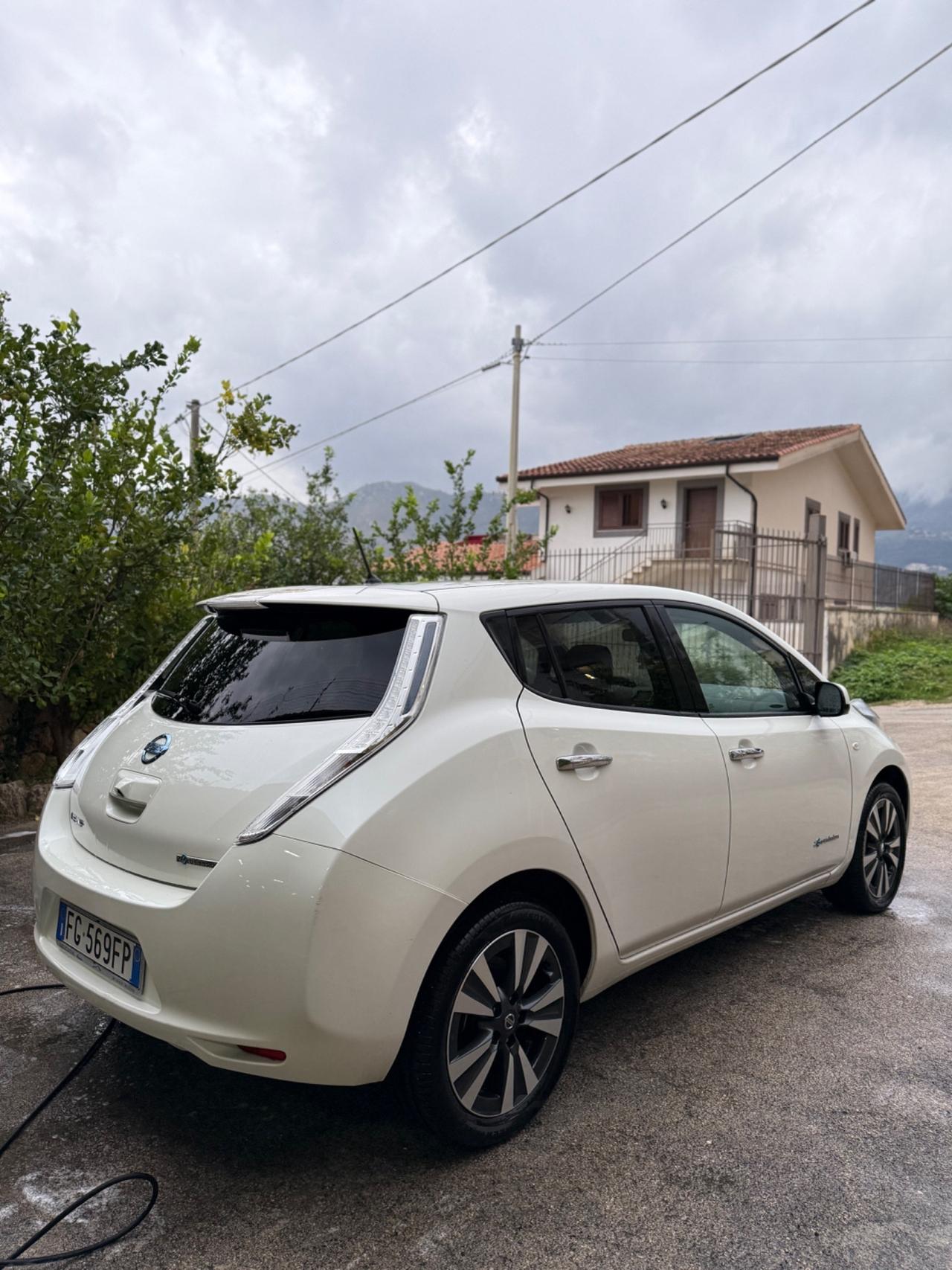 Nissan Leaf Tekna 30KWh