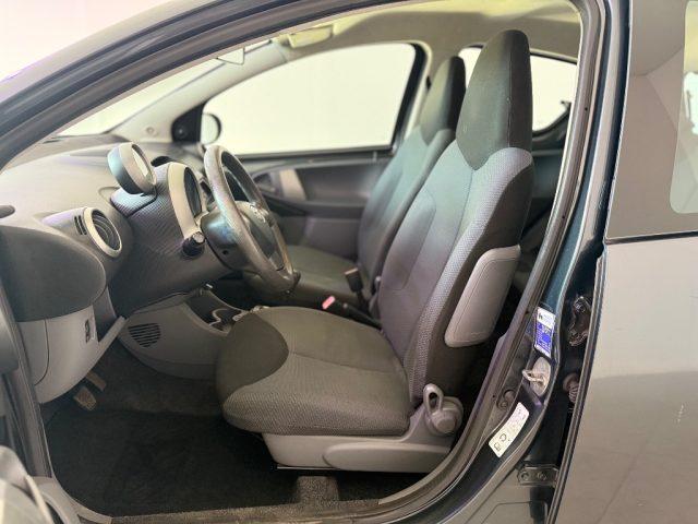 TOYOTA Aygo 1.0 12V VVT-i 5 porte Sol