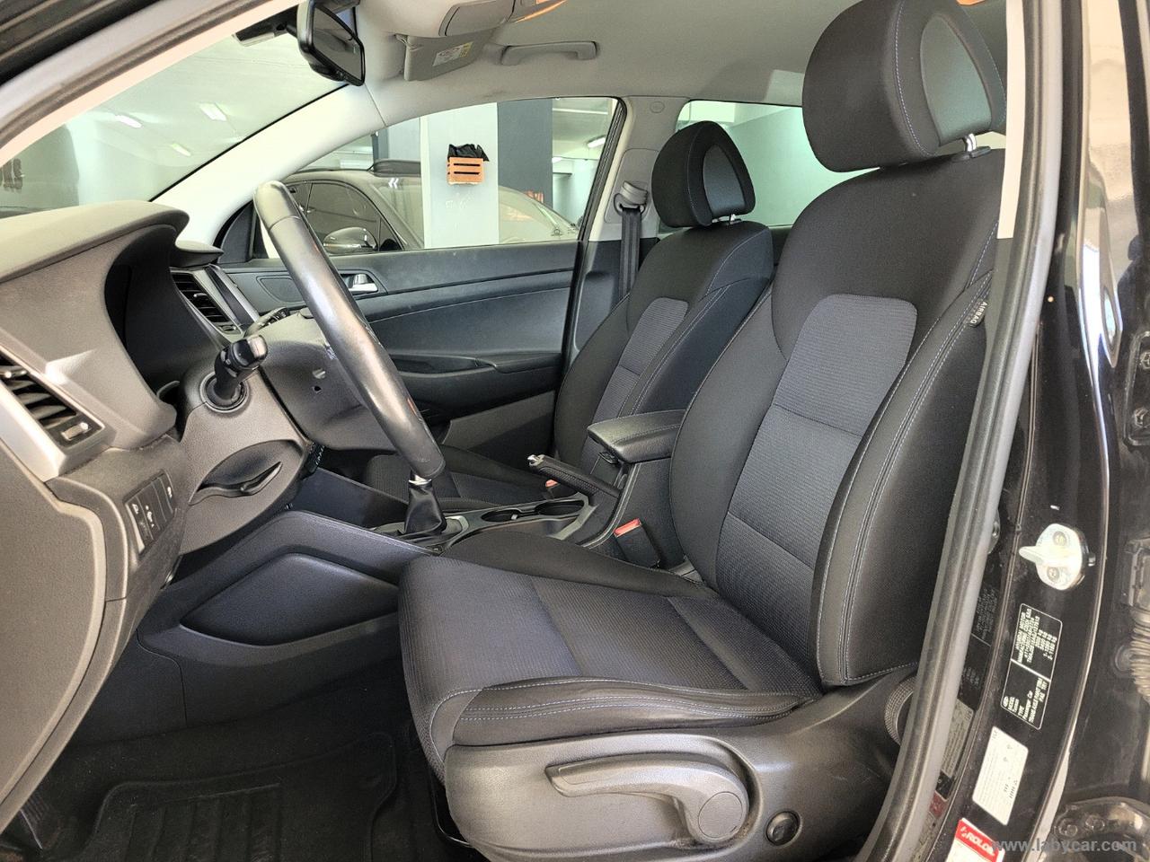 HYUNDAI Tucson 1.7 CRDi XPossible UNIPRO