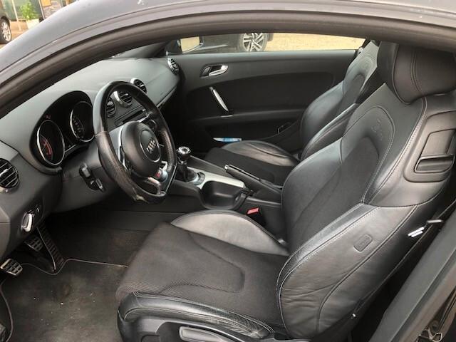 Audi TT Coupé 2.0 TDI quattro