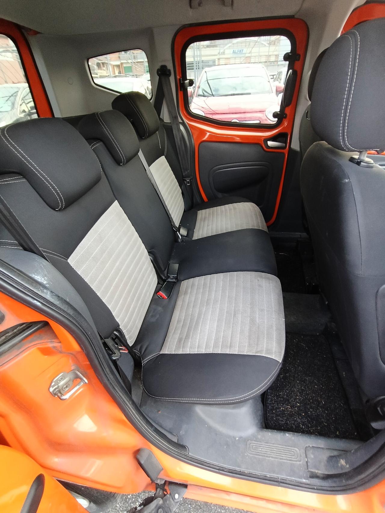 Fiat Qubo 1.3 MJT 75 CV Trekking