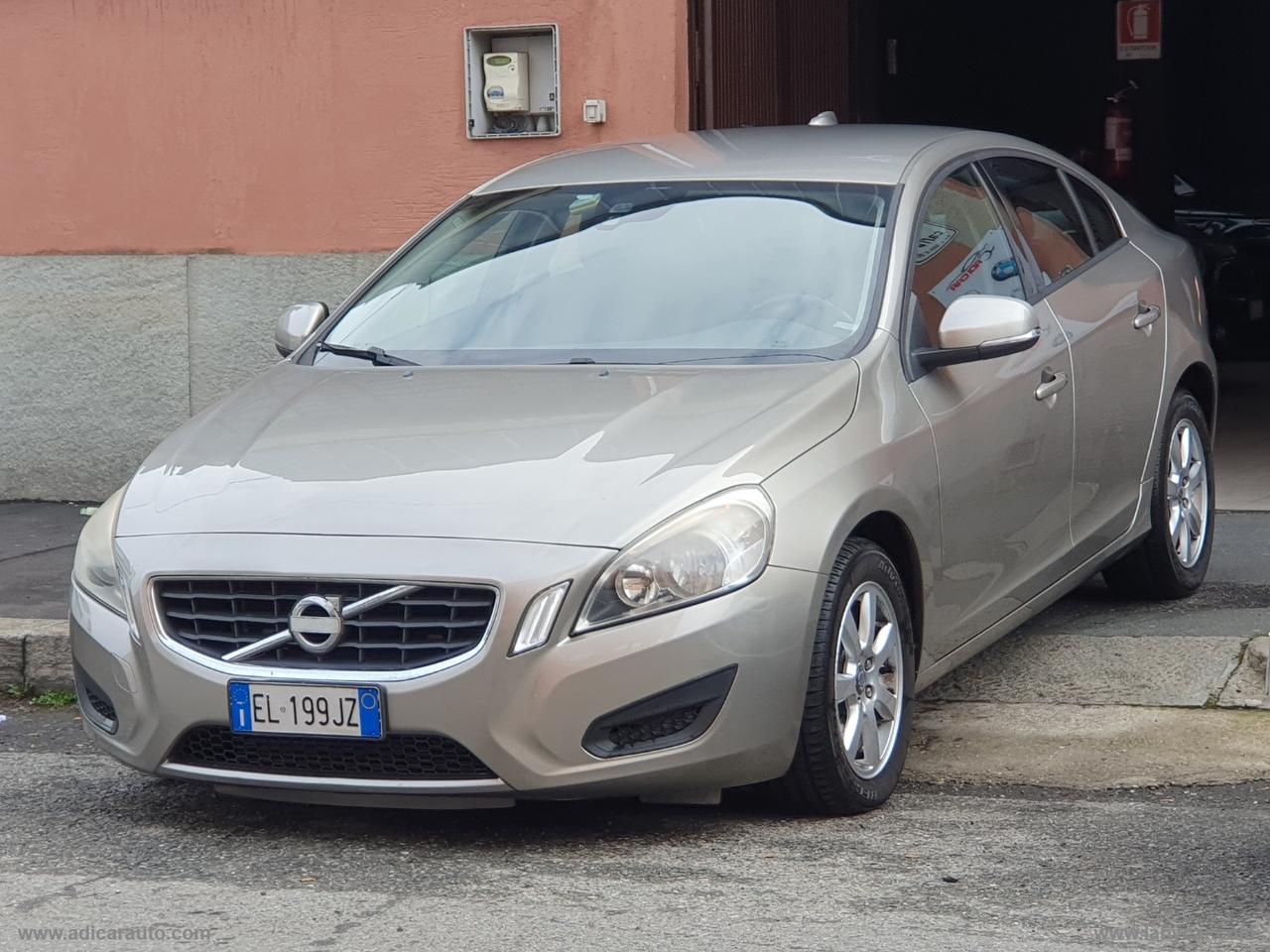 VOLVO S60 D3 Geartronic