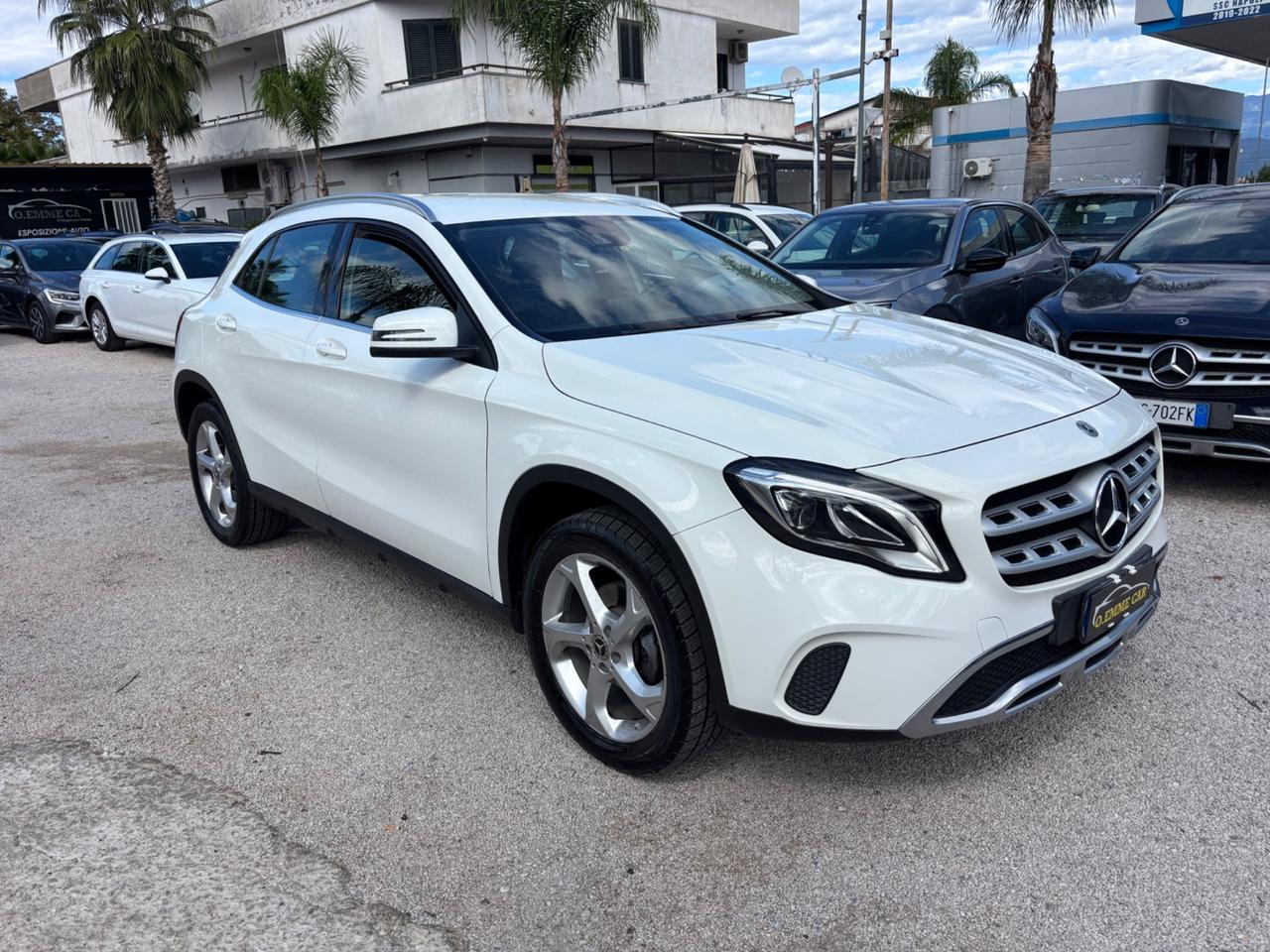 MERCEDES GLA 180 PREMIUM AUTOMATIC BENZINA FULL