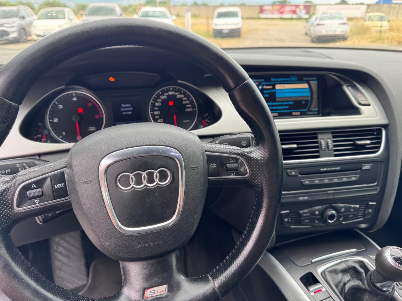 Audi A4 2.0 TDI 143CV S LINE